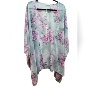 Gee Gee Women’s Kimono Wrap Plus Size 1X Floral